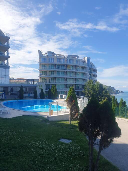 Studio Silver Terace With Sea View For 4 Person Бяла Екстериор снимка